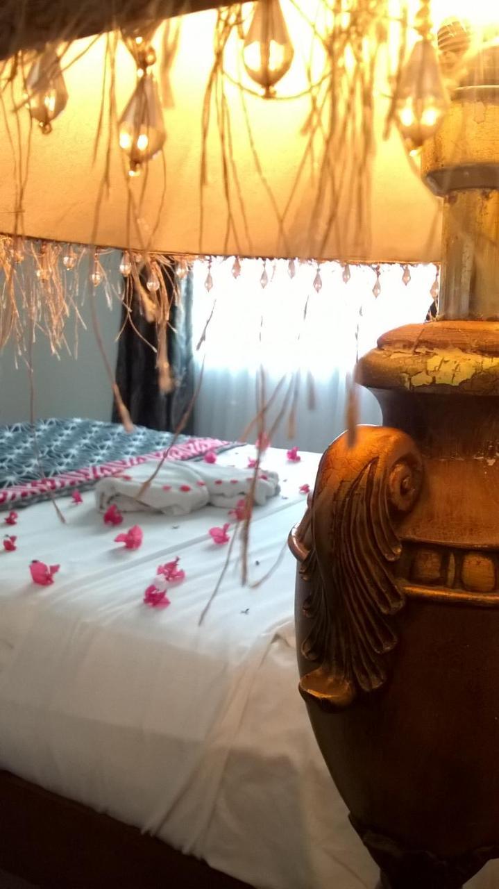 Anna Shanthi Villa Kandy Buitenkant foto