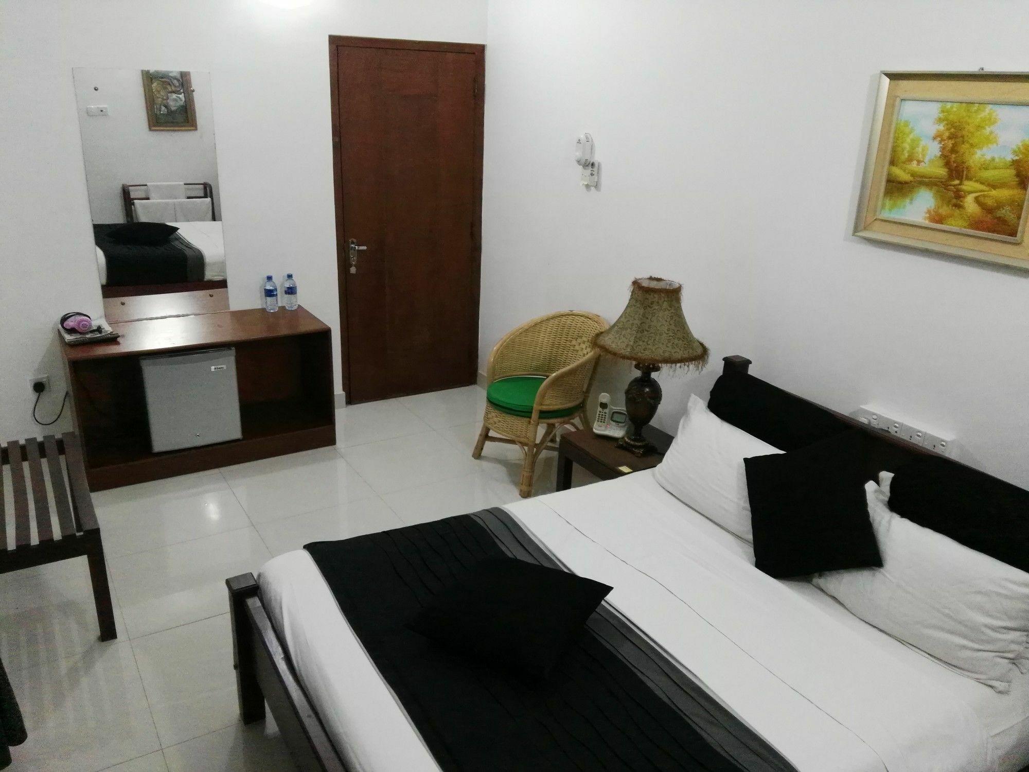 Anna Shanthi Villa Kandy Buitenkant foto
