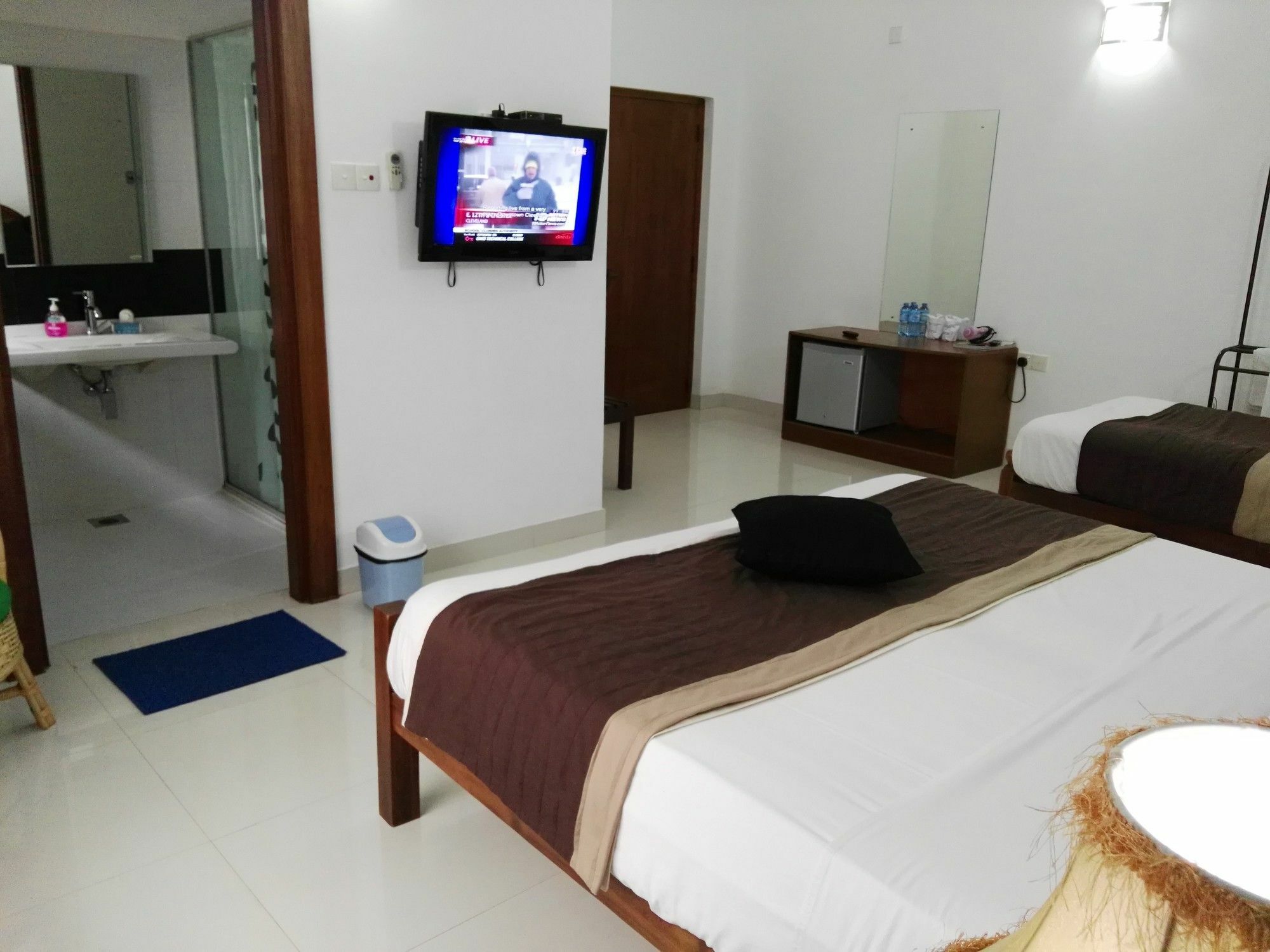 Anna Shanthi Villa Kandy Buitenkant foto